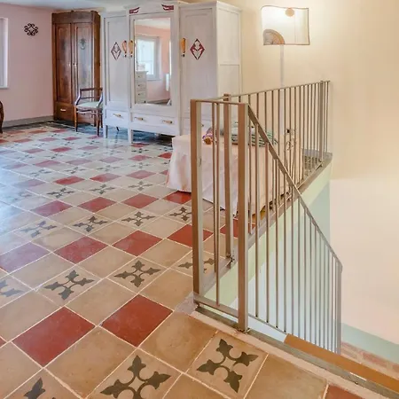 Ferienhaus Gorgeous In With Kitchen *