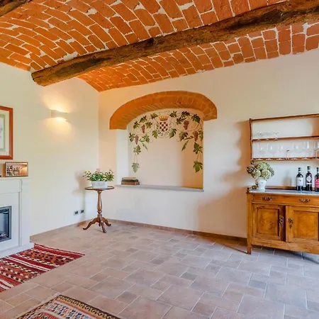1 Bedroom Cozy Home In Ferrere Casa de Férias Ferrere