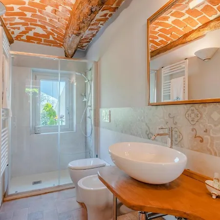 1 Bedroom Cozy Home In Ferrere *