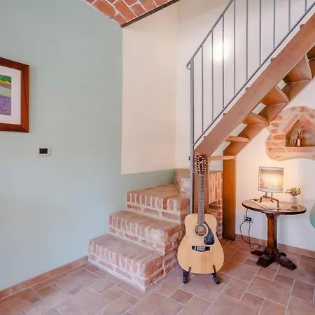 1 Bedroom Cozy In Сasa de vacaciones Ferrere